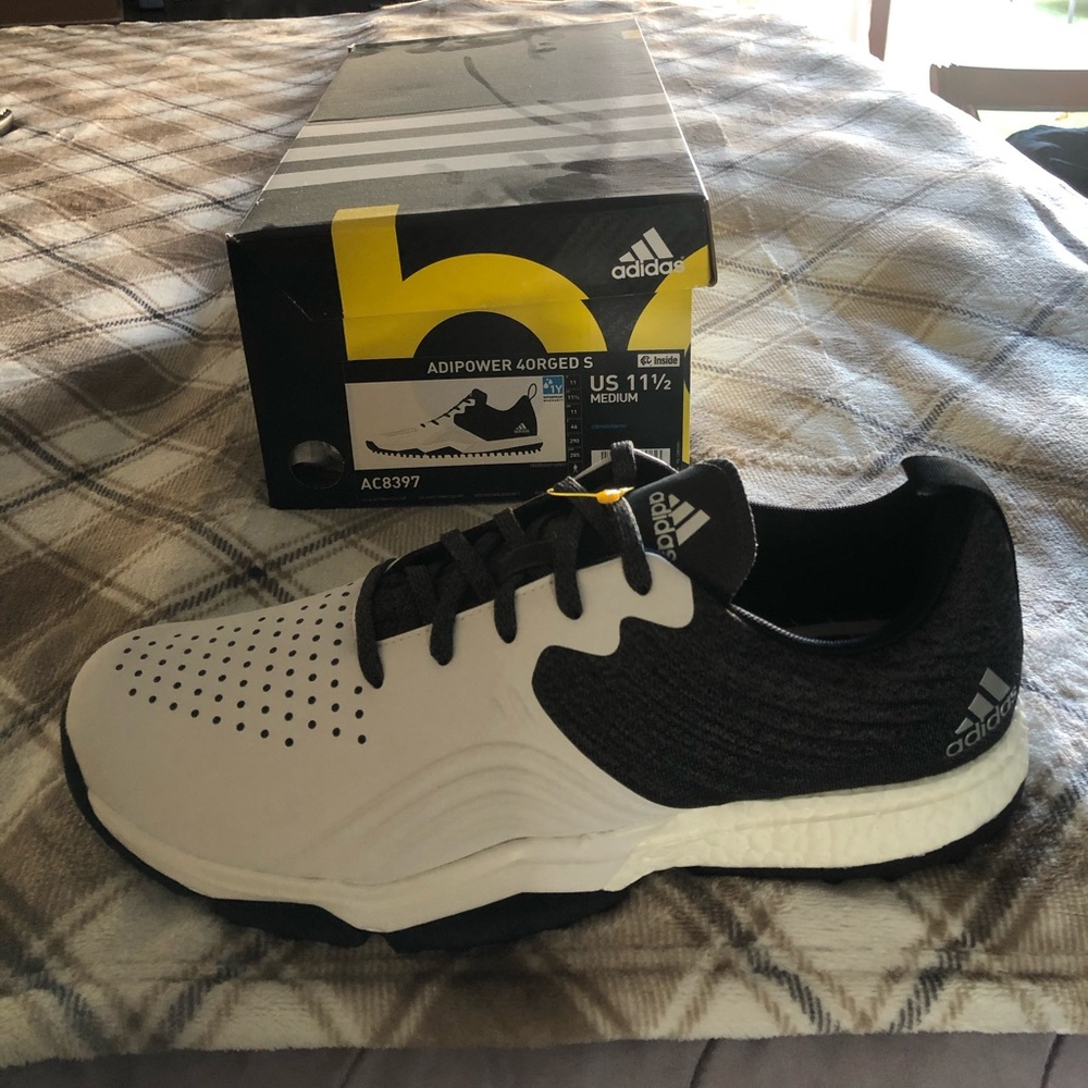 Adidas Men’s golf soft spike. Size 11.5.